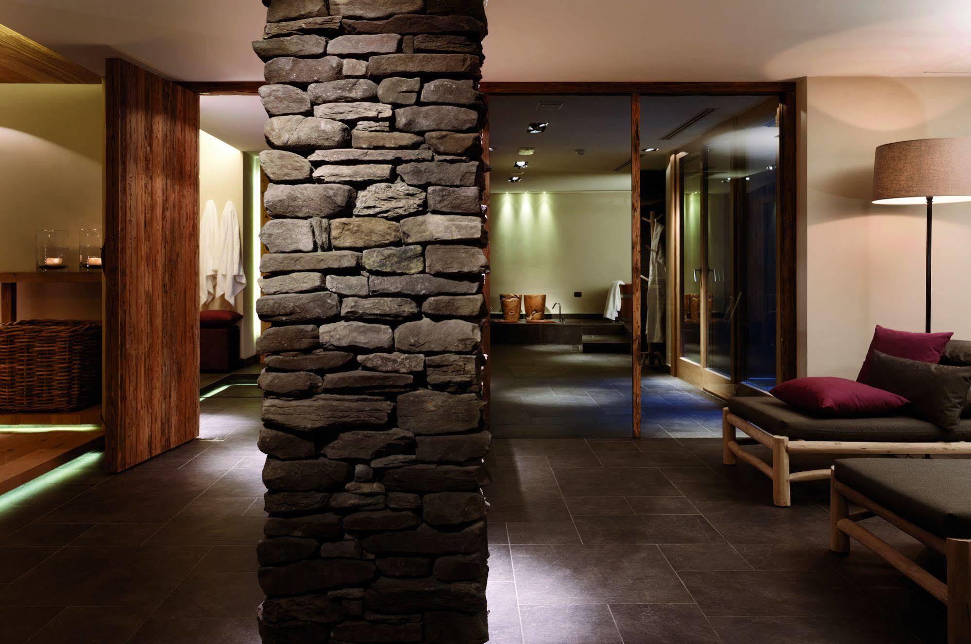 Eco & Wellness Boutique Hotel Sonne Livigno Luaran gambar
